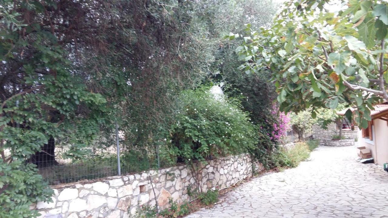The Stone House-Zacharatos Nikolaos Pouláta Exterior foto